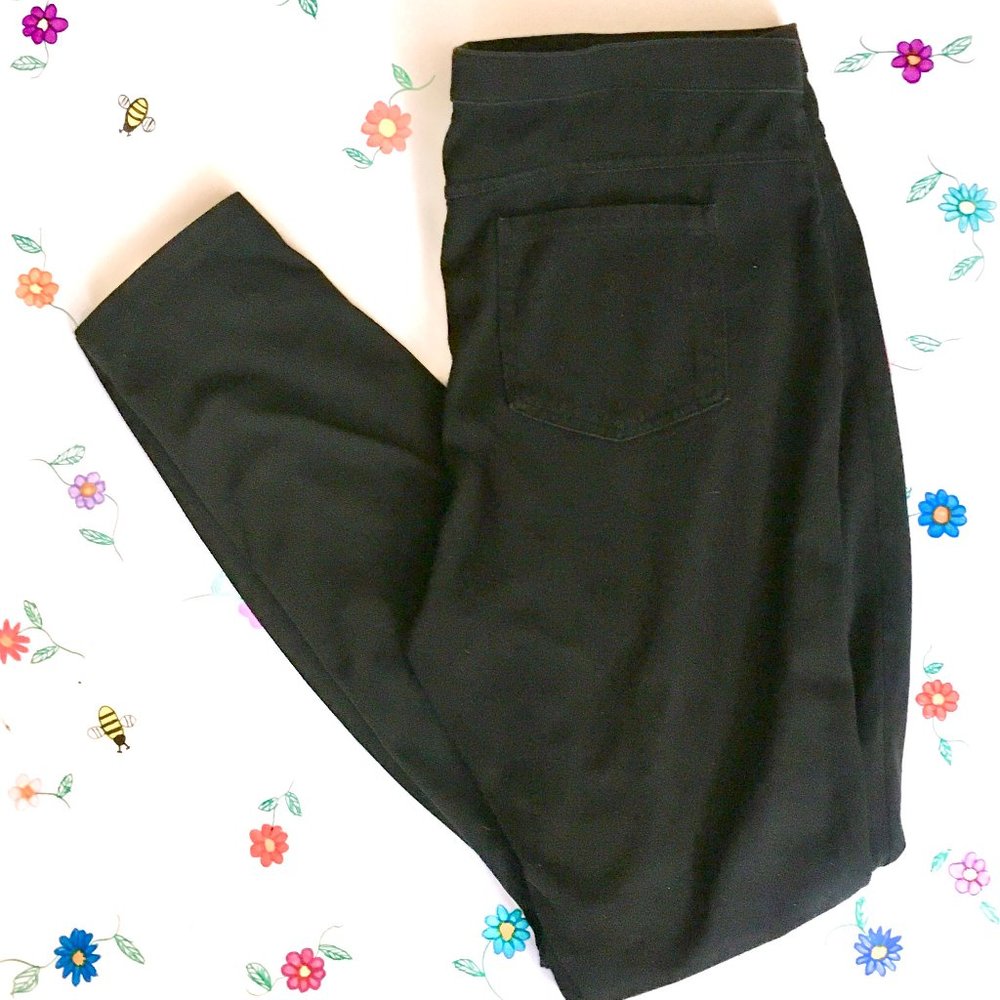 HUE Black Original Denim Leggings- Lg